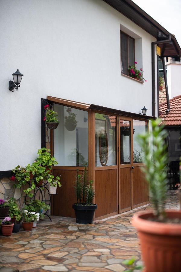 Guest House Rossy 트리그라드 외부 사진